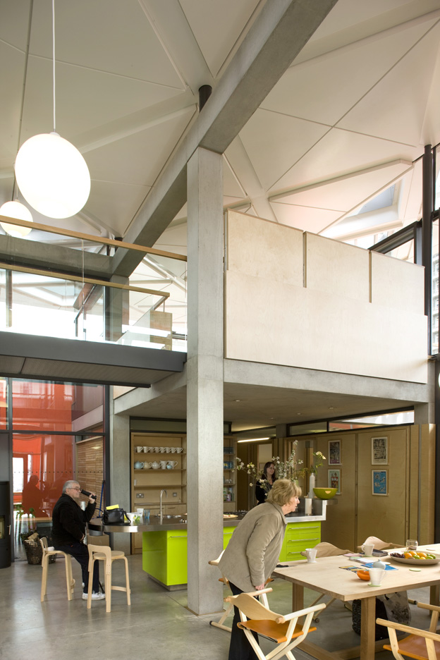 magg-hos-am-bes-tri-009-©Von Sternberg-low res.jpg