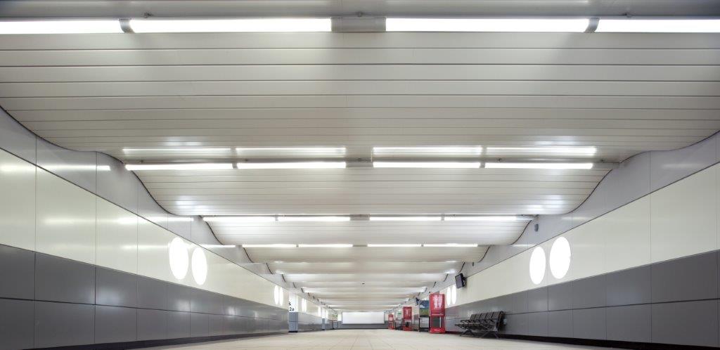 MKStation-TRA-720-Wall-Curved (12).jpg