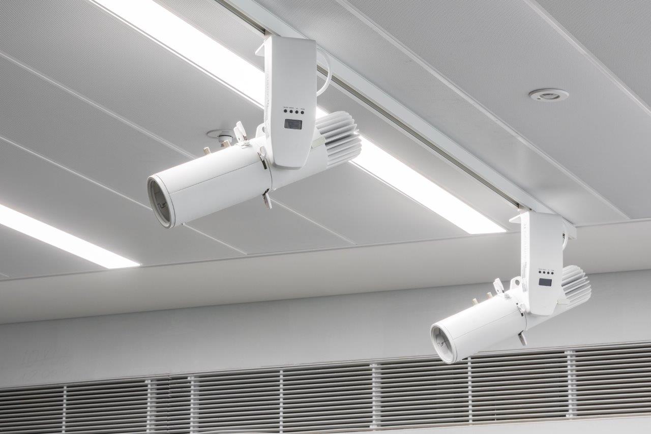 Brack-Lrg-330-Com (36).jpg